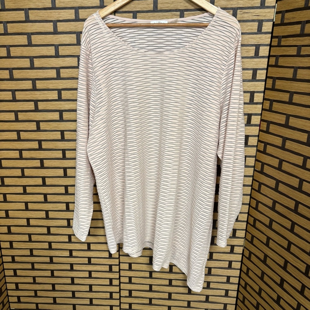 Calvin Klein Pink And Silver Shimmer‎ Asymmetrical Hem Top Size 3X